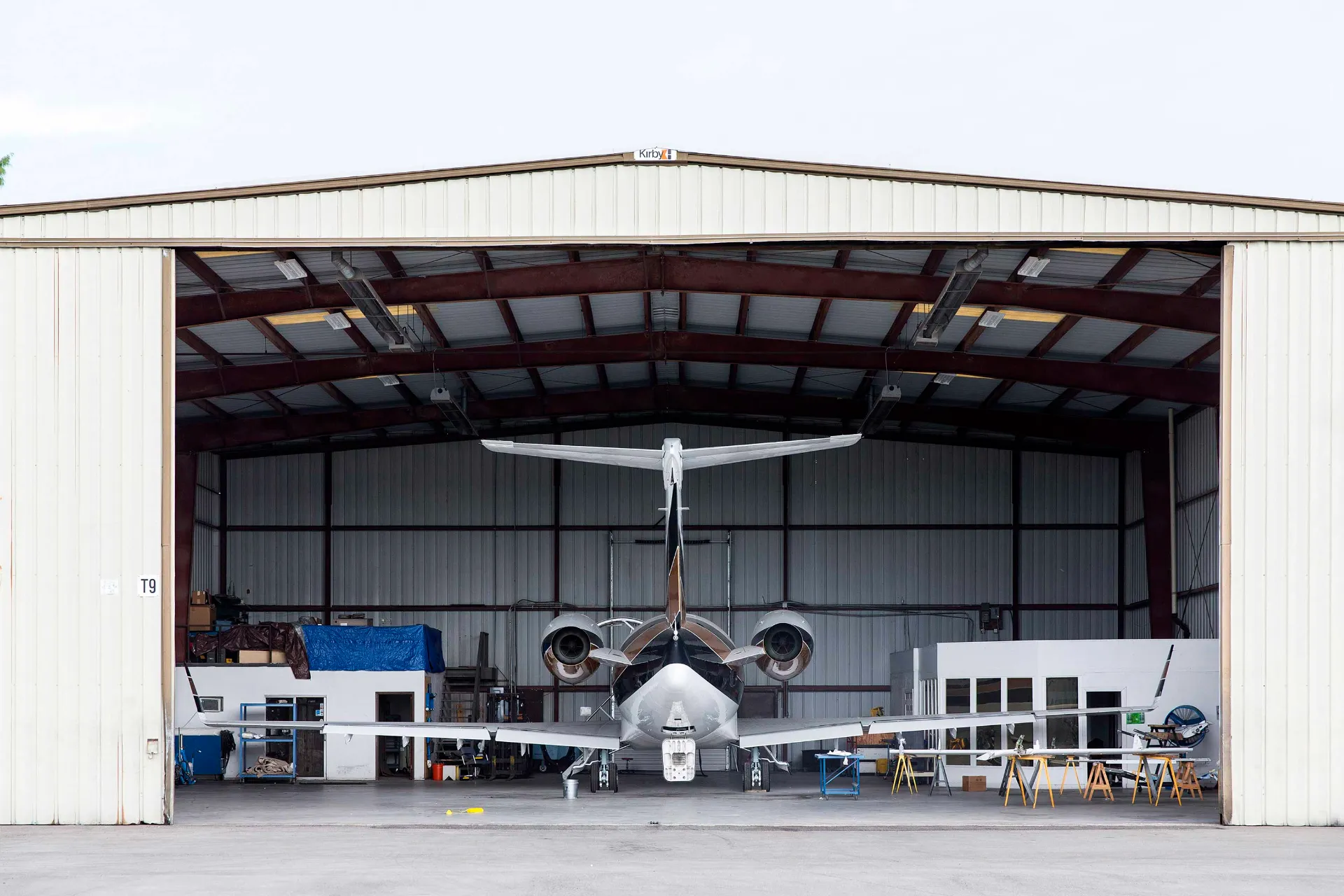 Exploring Air Hanger Variations: Essential Structures for Aircraft Storage and Maintenance Exploring Air Hanger Variations: Essential Structures for Aircraft Storage and Maintenance